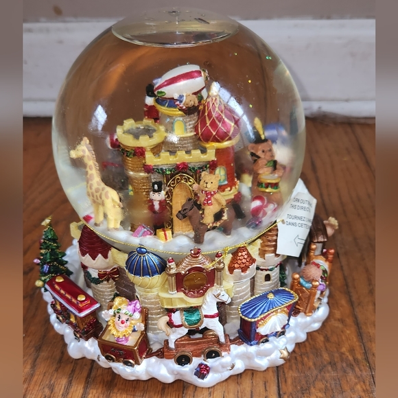 Kirklands Holiday Large Kirkland Christmas Light Up Castle Zeppelin